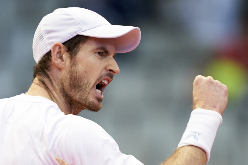 Thursday: Murray Turns Back The Clock As Young Guns Await